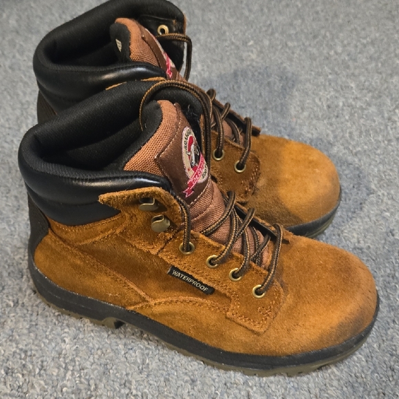 Brahma Brown Ankle Boots - Picture 1 of 2